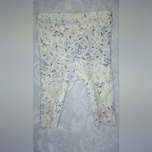 Old Navy floral leggings size 18m